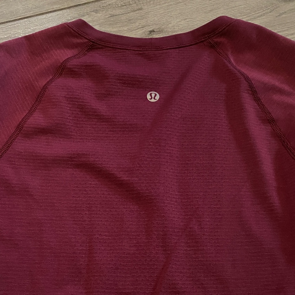 Lululemon Women's Burgundy Long Sleeve Top - Picture 2 of 2